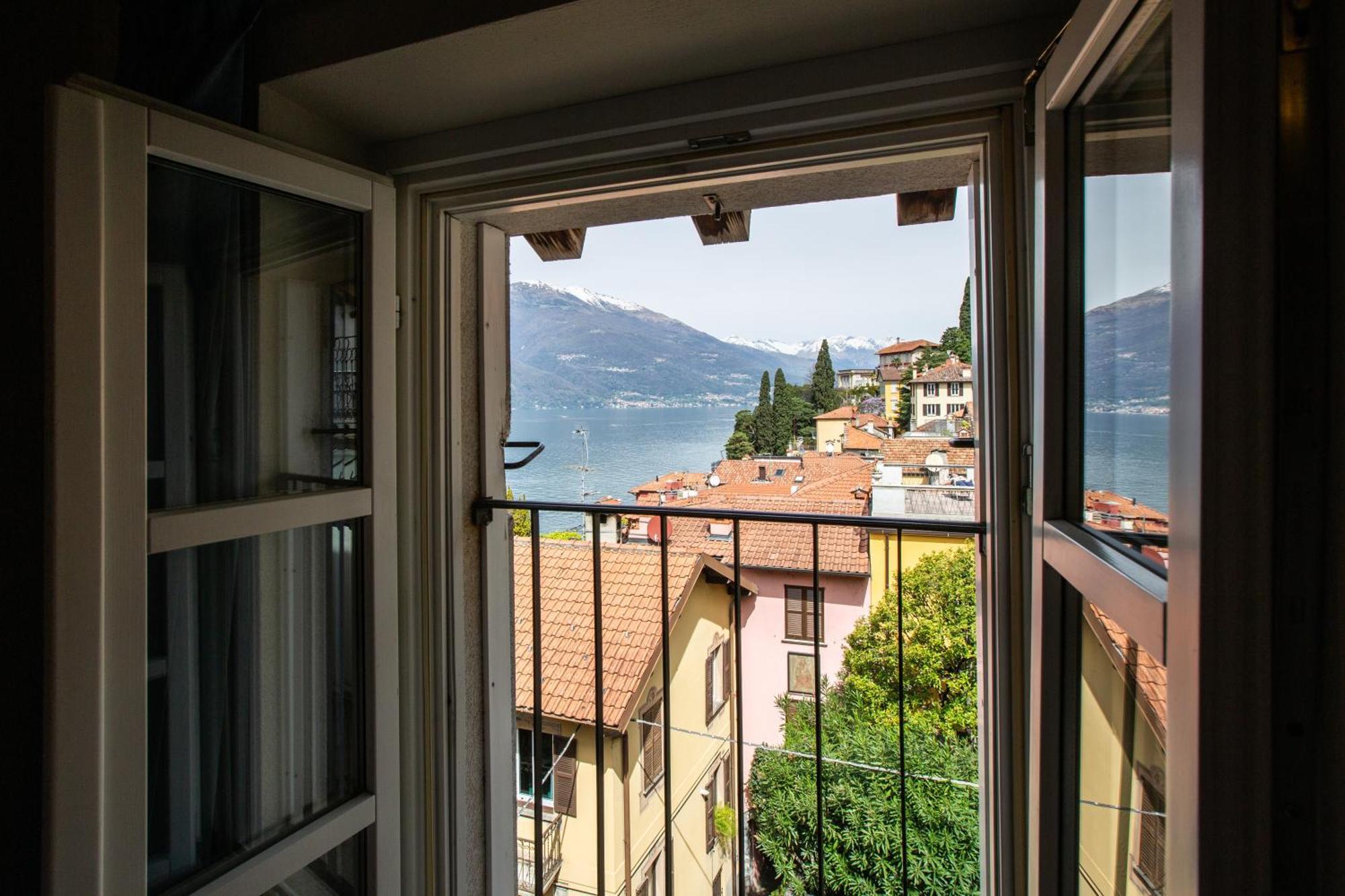 Albergo Del Sole Varenna Luaran gambar