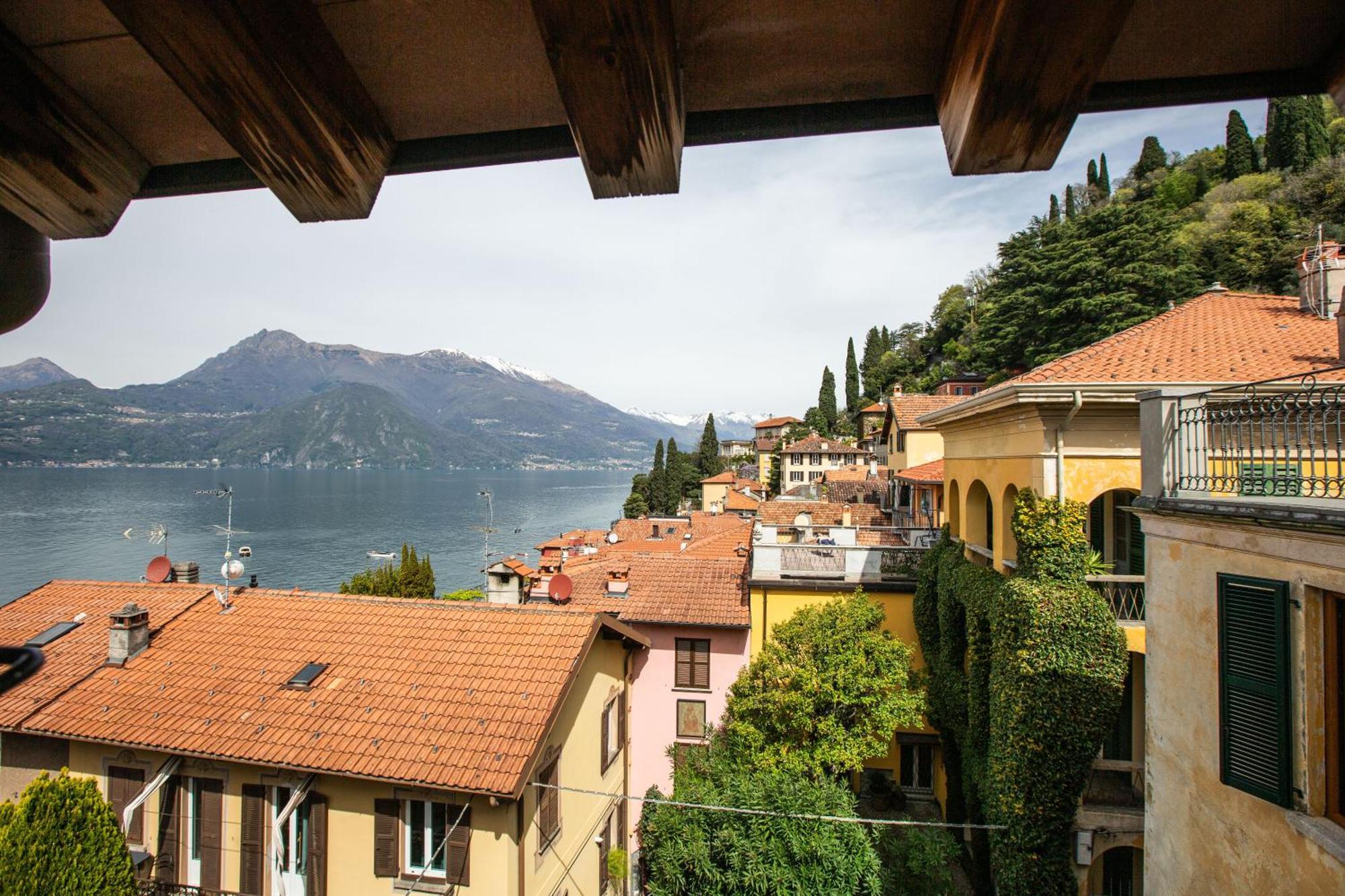 Albergo Del Sole Varenna Luaran gambar