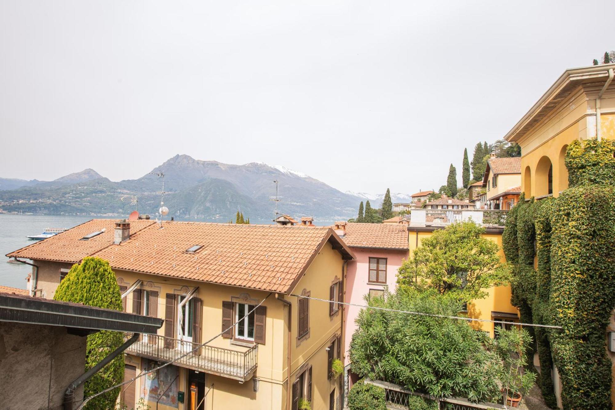 Albergo Del Sole Varenna Luaran gambar