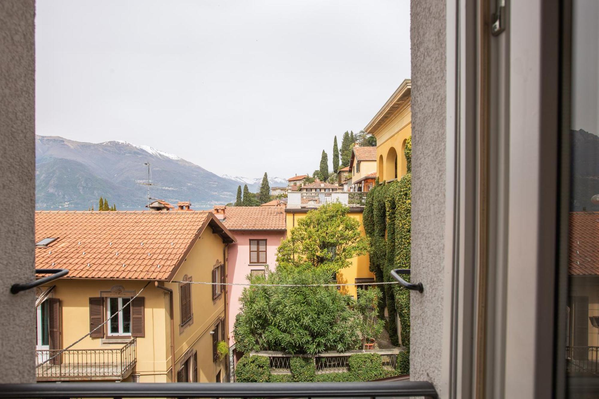 Albergo Del Sole Varenna Luaran gambar